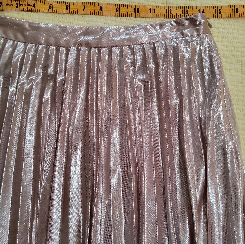 1.State Silver Metallic Accordion Plezted Midi Skirt Size 6
